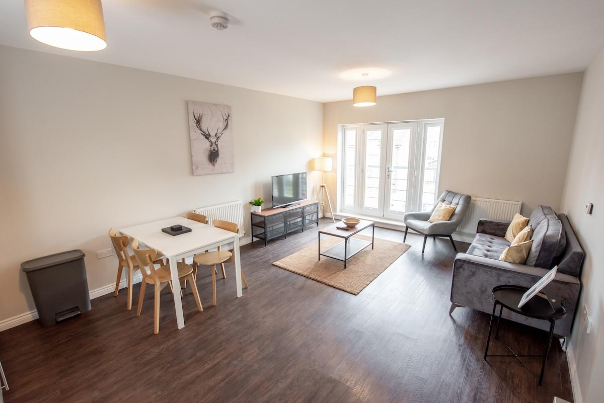 Stylish Private CoachHouse Retreat, Pet Friendly.2