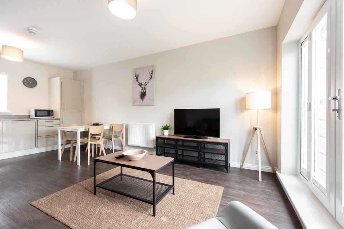 Stylish Private CoachHouse Retreat, Pet Friendly.4