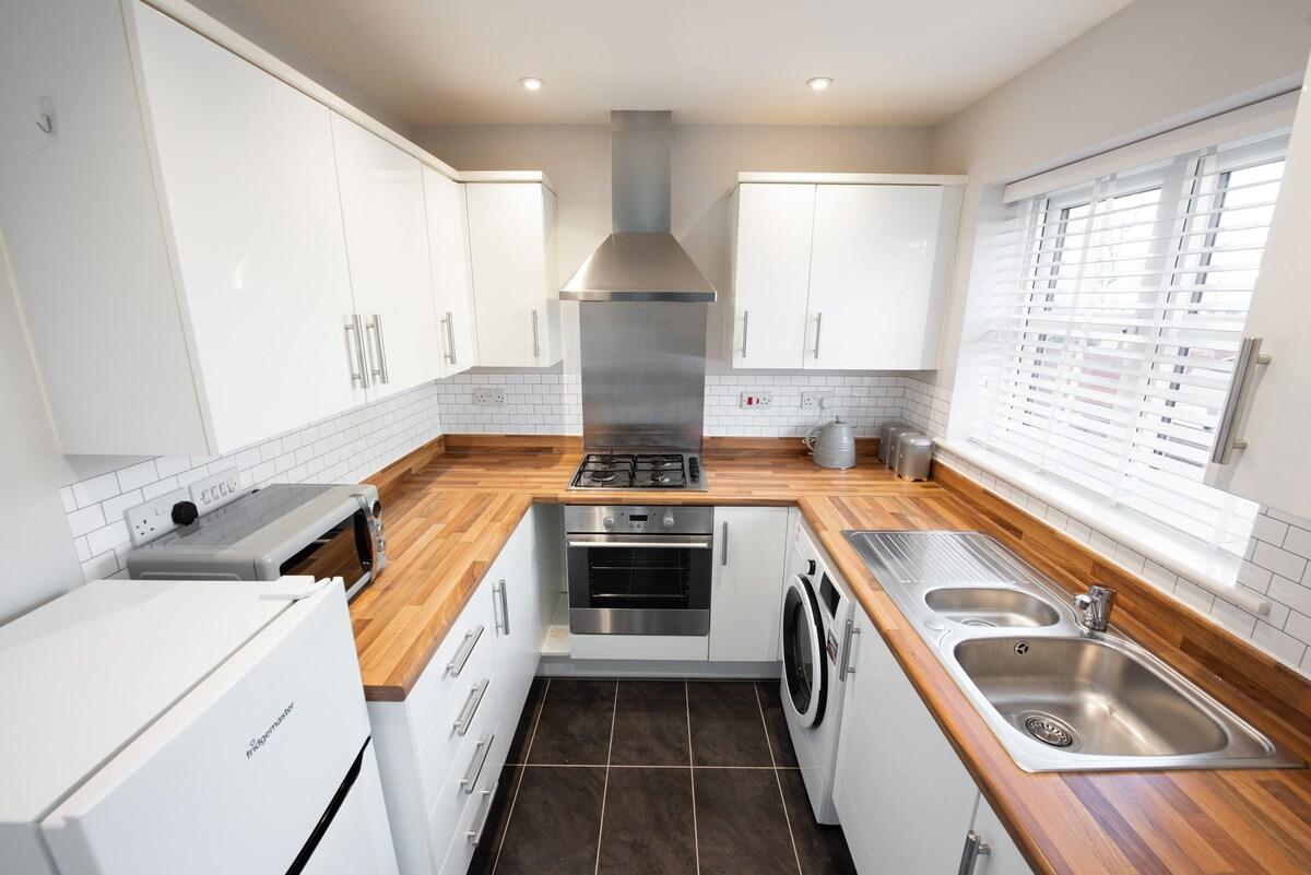 Private Coach House, Fast WiFi & Parking6